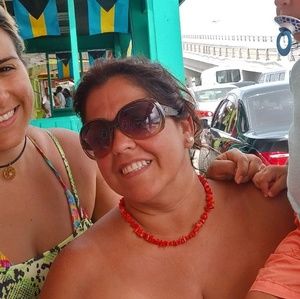 Meet your Posher, Elba